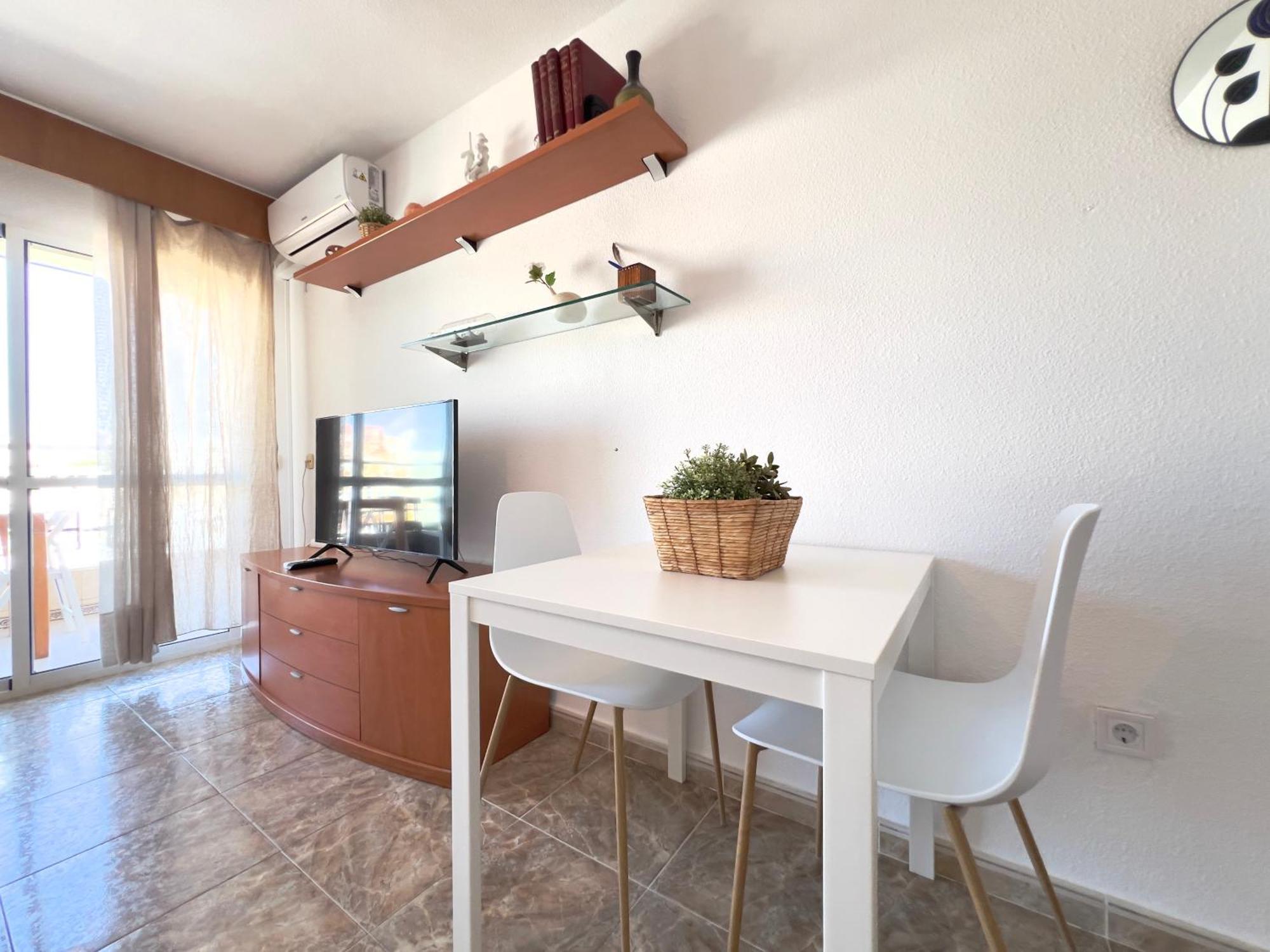 En Carihuela Con Vistas Y Plaza De Garaje, Nucleo Cristal Apartment Torremolinos Exterior photo